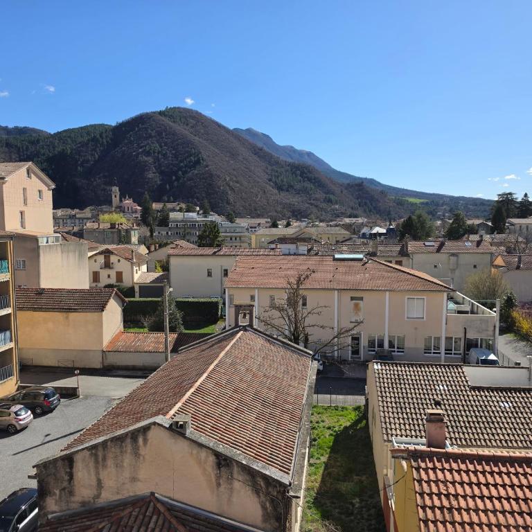 Studio avec balcon et vue panoramique sur le Cousson proche Thermes - Appartement 1 Chambre - 5