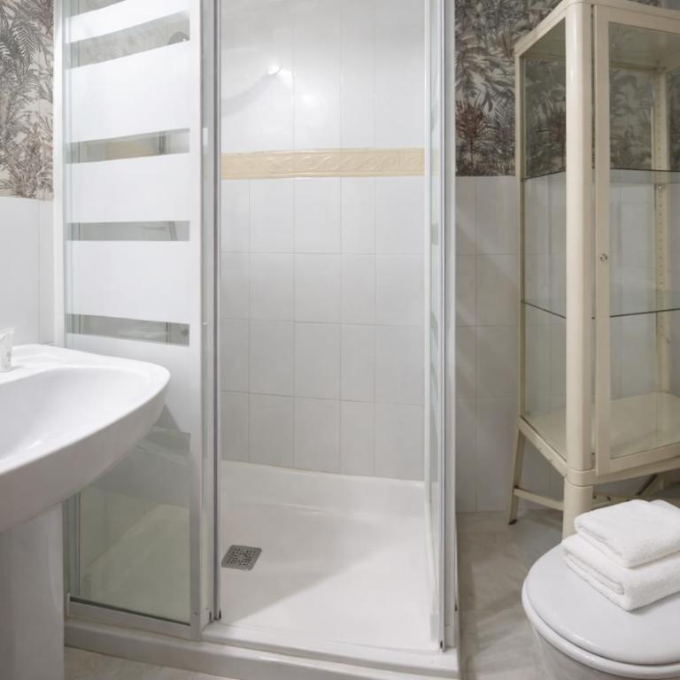 Casino de la Reina - Guernica - One-Bedroom Apartment - 6