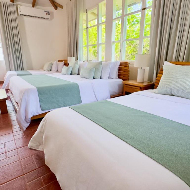 Hotel Angermeyer Waterfront Inn - Quadruple Room with Private Bathroom - 3