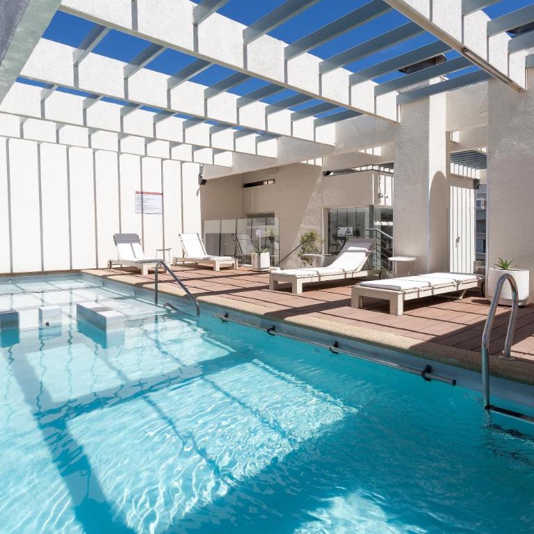 Dpto a pasos del Parque Arauco en Las Condes con Aire acondicionado - Two-Bedroom Apartment - 6