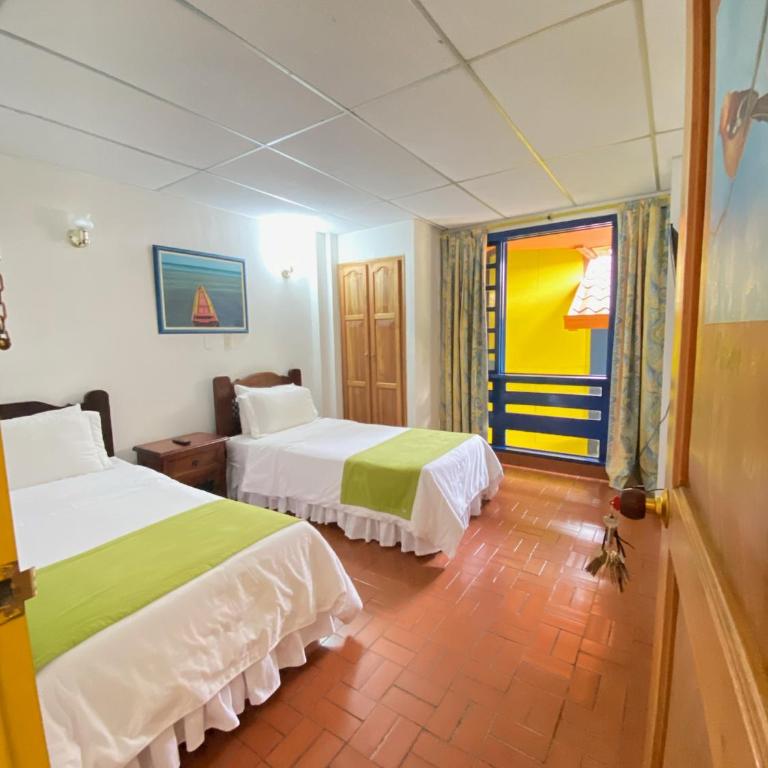 Ecohotel La Casona Pereira - Standard Triple Room - 1