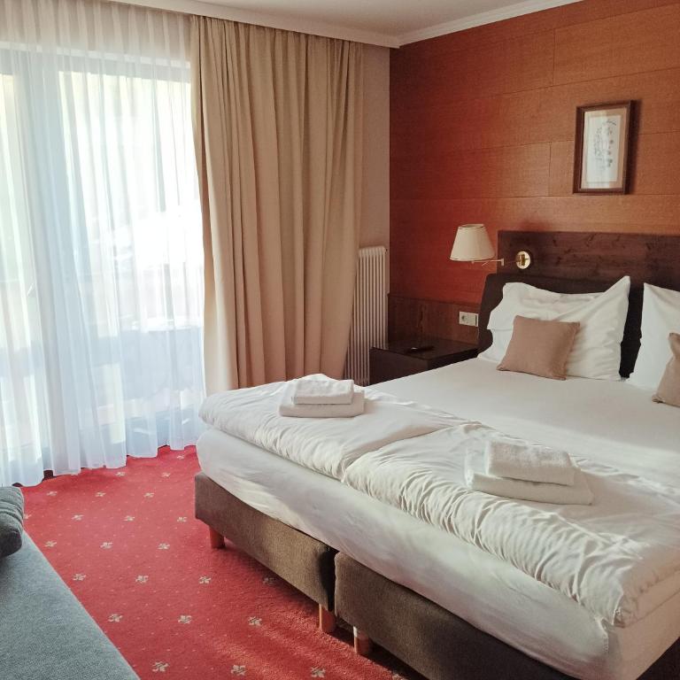 Pension Savisalo - Chambre Double Deluxe (2 Adultes + 1 Enfant) - 2