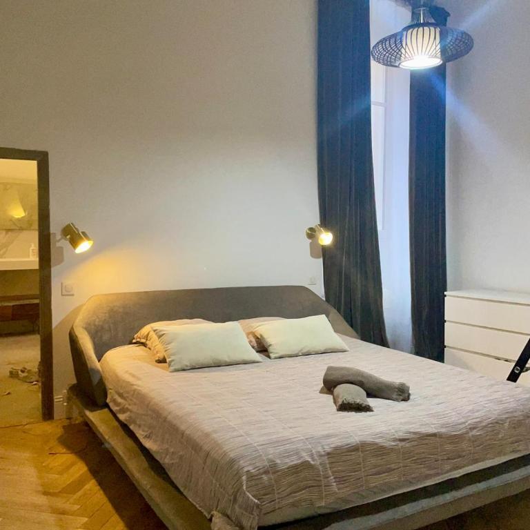 130 m2 Central à proximité plage et cathédrale - Appartement 3 Chambres - 29