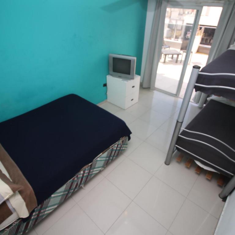 Link Cordoba Hostel - Habitación Familiar con terraza - 6