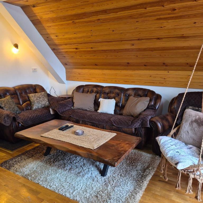 Family Apartments - Family Suite with Balcony - 3