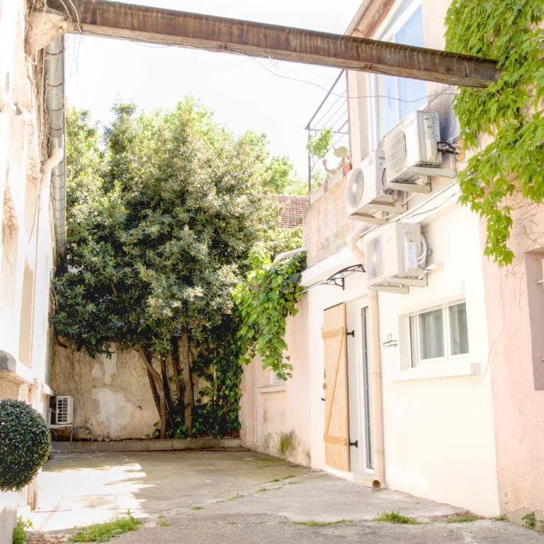 Le Solenza, chaleureux à 300m des remparts, climatisation et parking gratuit - Studio - 14