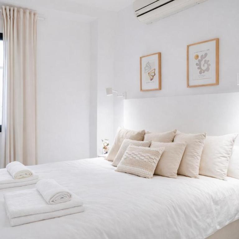 Apt Denia, 5 min Port, View of de Castle, Smart TV - Apartamento de 2 dormitorios con balcón y vistas al mar - 2