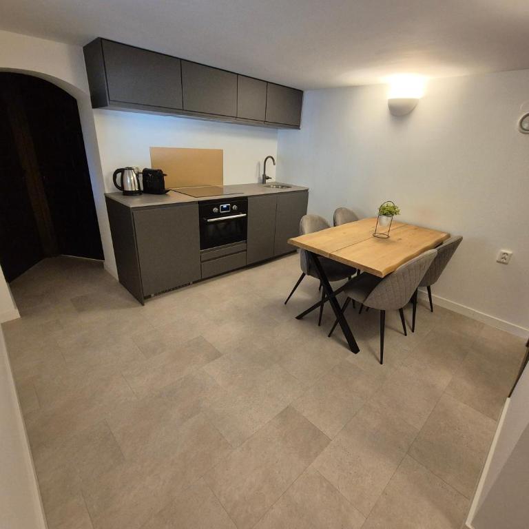 Casa del Andrago - Two-Bedroom Apartment - 7