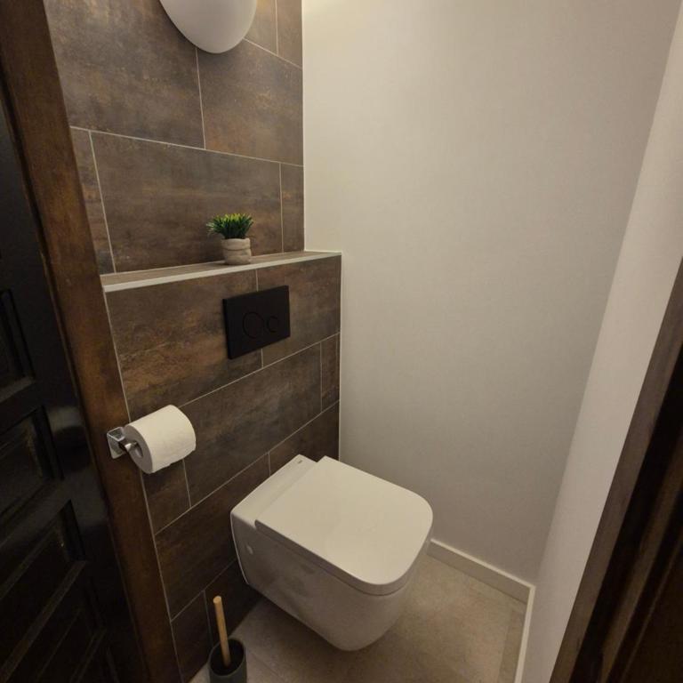 Casa del Andrago - Two-Bedroom Apartment - 9