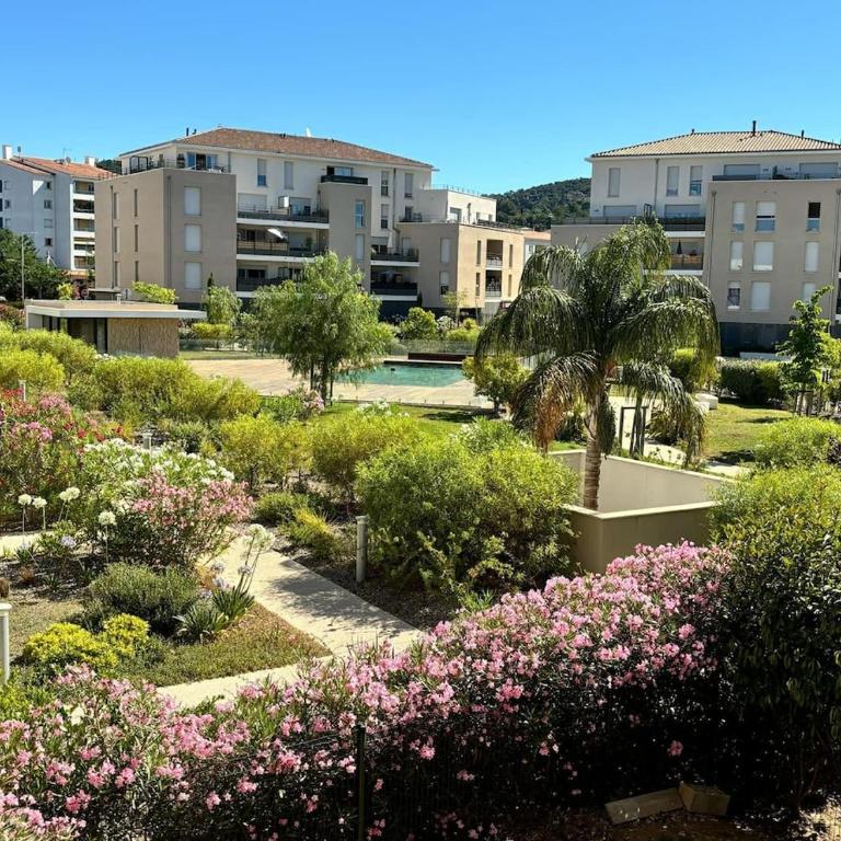 Lovely apartment in a residence with a pool! - Apartamento de 1 dormitorio - 1
