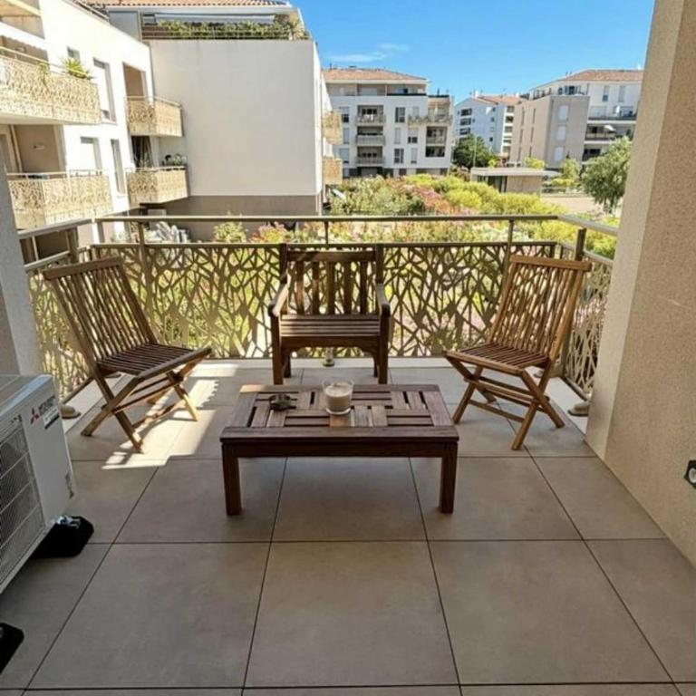 Lovely apartment in a residence with a pool! - Apartamento de 1 dormitorio - 10