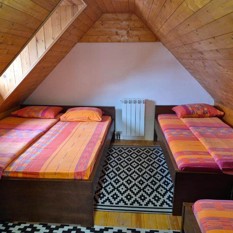 Family Apartments - Family Suite with Balcony - 13