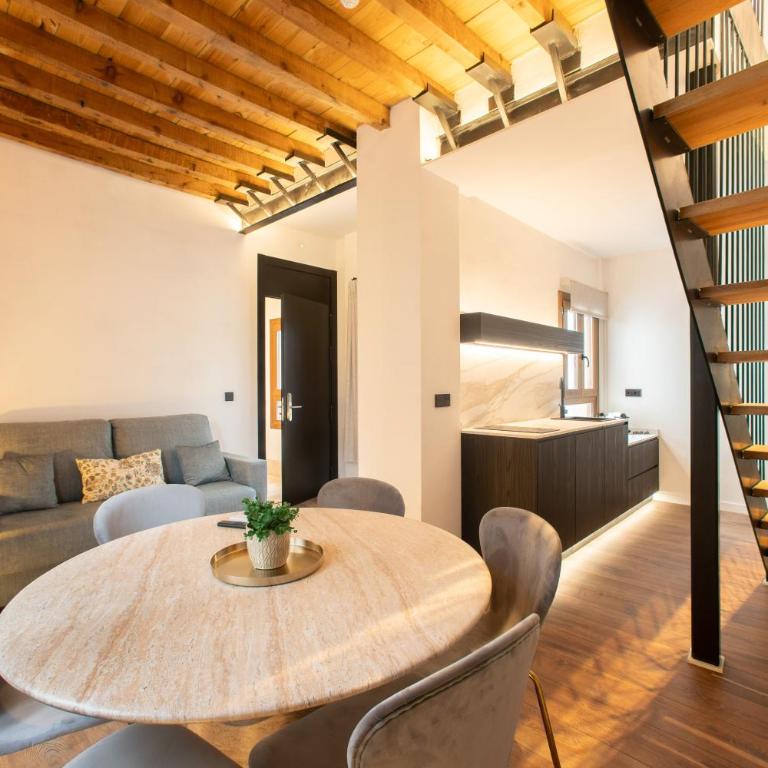 Patio Nazarí Suites - Two-Bedroom Apartment - 4