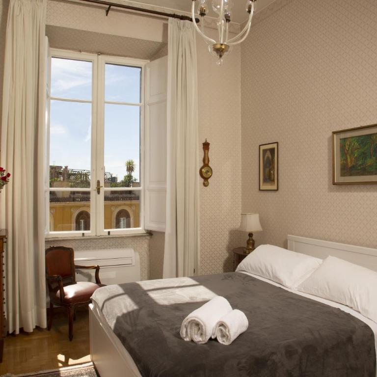 Colosseum View Exclusive Apartment - Three-Bedroom House - 12