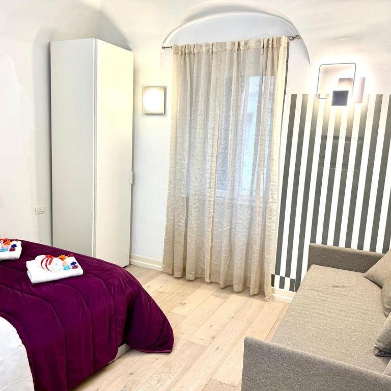 Varese Suite Guest House - Camera Familiare con Bagno Privato - 8