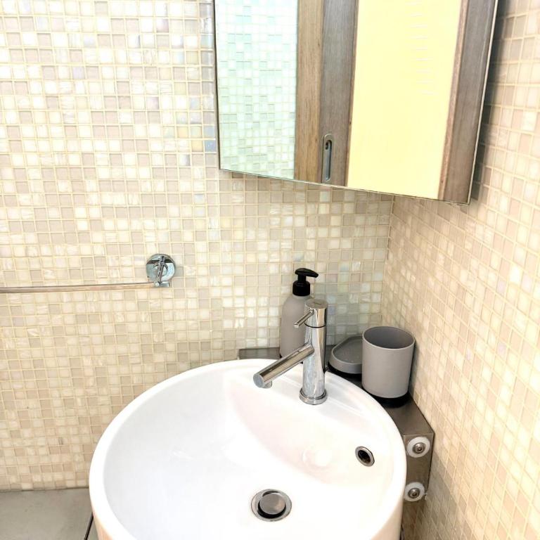 Varese Suite Guest House - Camera Familiare con Bagno Privato - 28