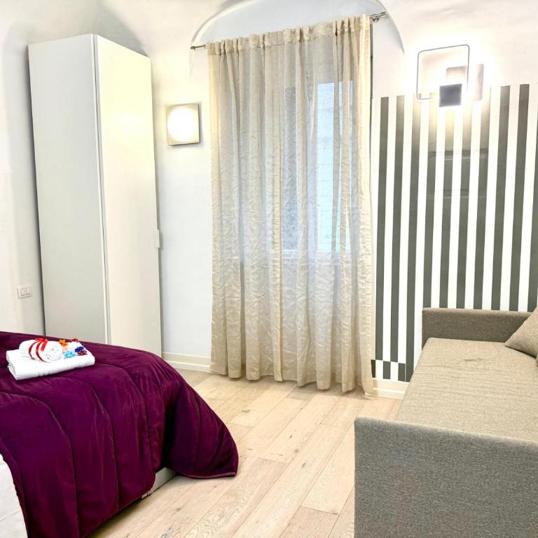 Varese Suite Guest House - Camera Familiare con Bagno Privato - 16