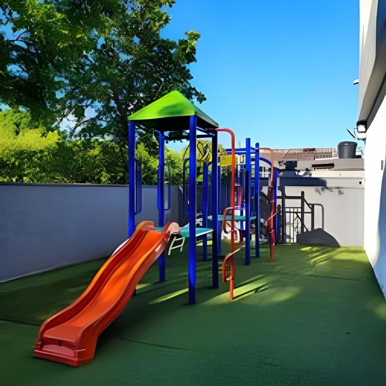 Apartamento moderno 3 hab - Three-Bedroom Apartment - 23
