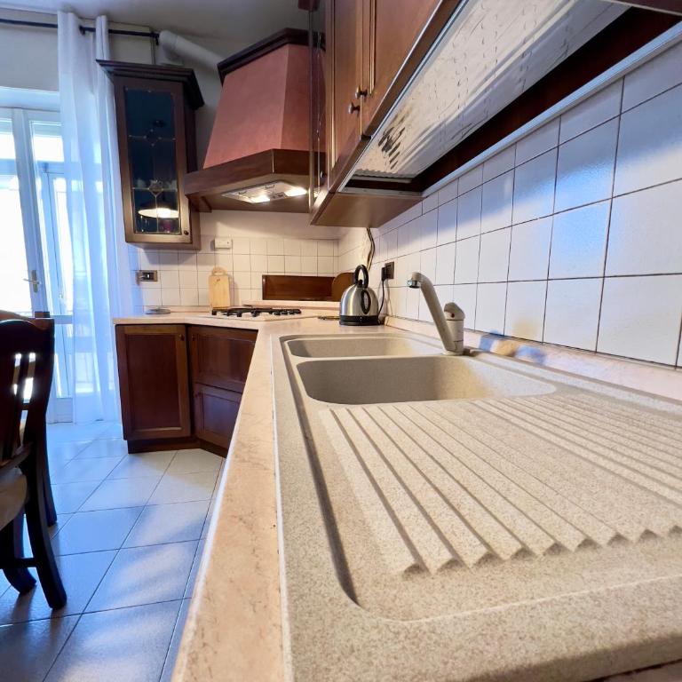 Maison Bra 17 - Four-Bedroom Deluxe Apartment - 28