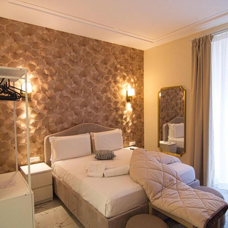 Guest House Rojo - Termini station Rome - Camera Matrimoniale Deluxe - 5