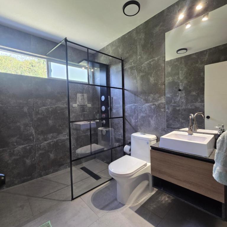 Casa Río de Mozzi - Two-Bedroom House - 38