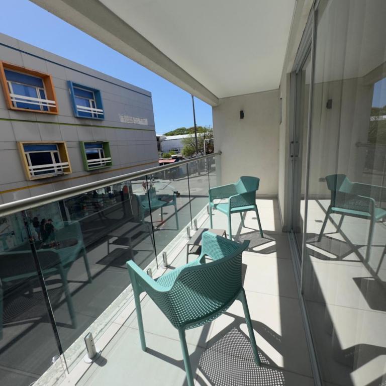 Apartahotel Manantial SAI - Habitación Cuádruple con balcón - 5