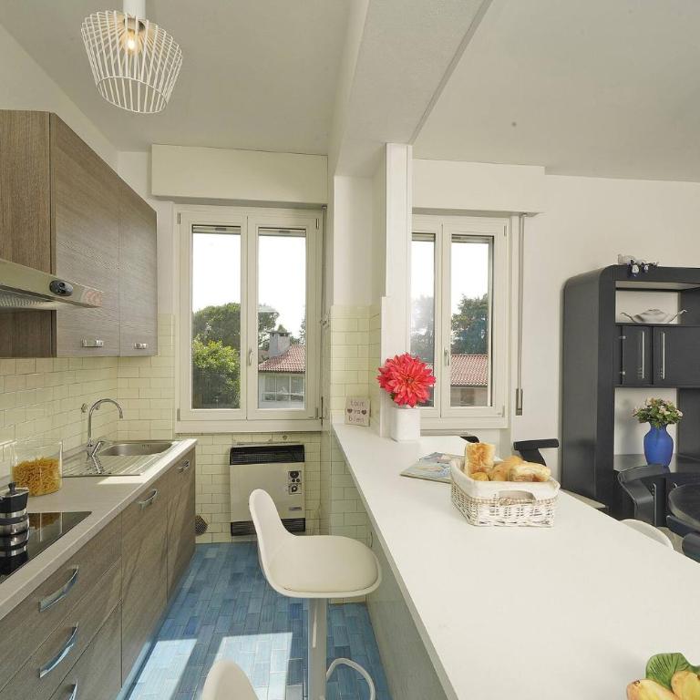 Casa Tramonto sul lago - Appartamento con 2 Camere da Letto - 8
