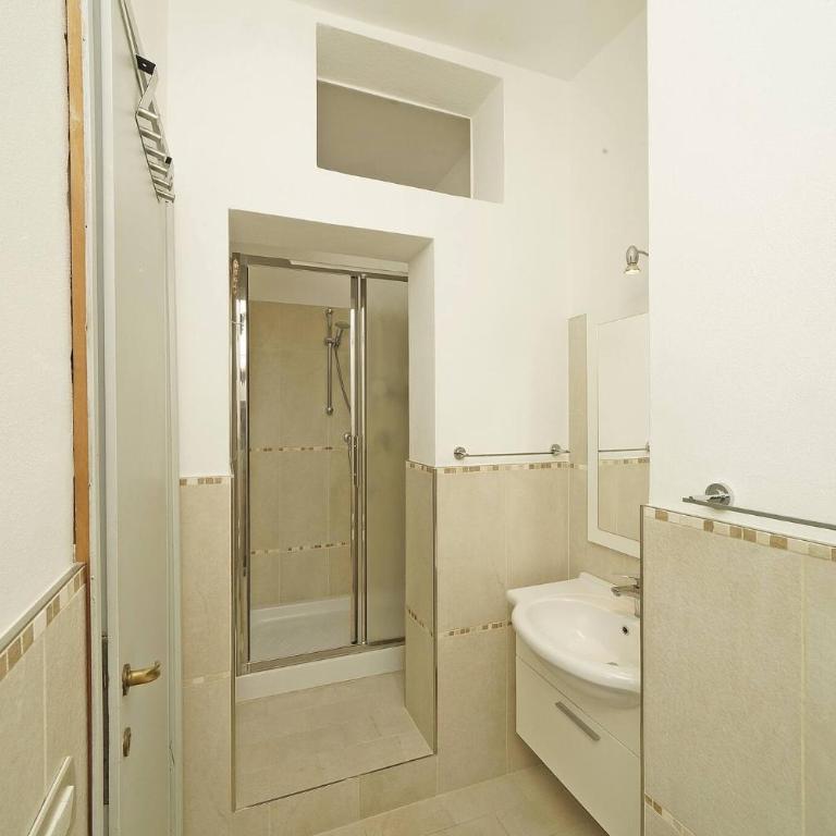 Casa Tramonto sul lago - Appartamento con 2 Camere da Letto - 28