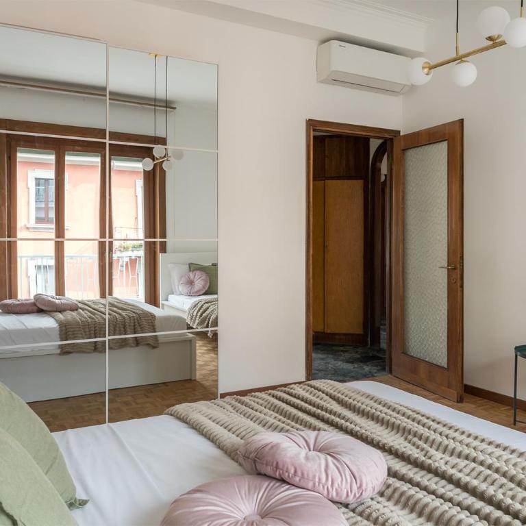 Boutique Dreams Apartments - Near Center - M4 - Appartamento con 2 Camere da Letto - 10