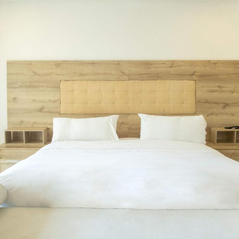 Luxury 4BR with Private Pool in Morros Epic - Four-Bedroom Deluxe Apartment - 14