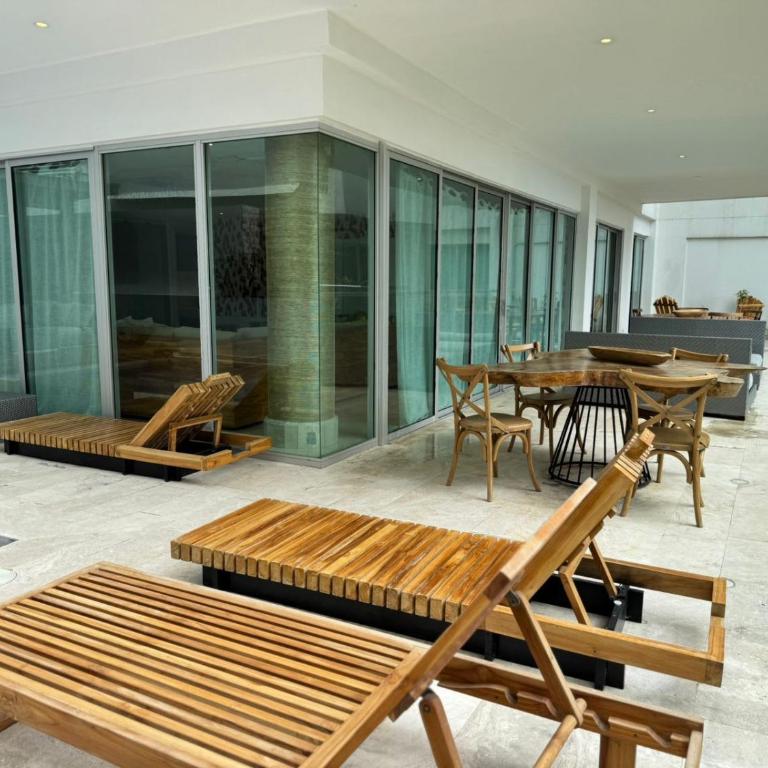 Luxury 4BR with Private Pool in Morros Epic - Four-Bedroom Deluxe Apartment - 57