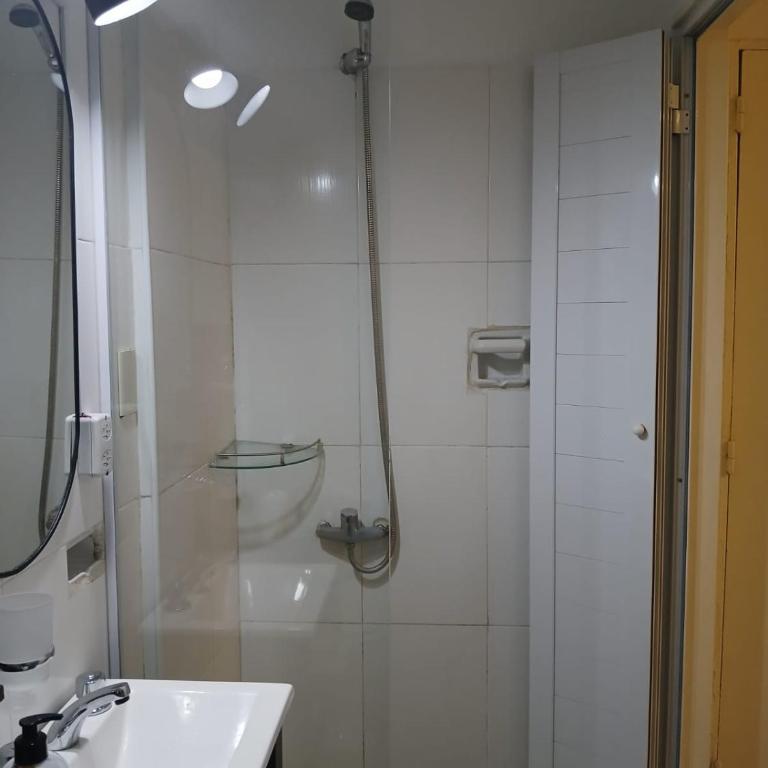 Estratégico & Moderno A metros del Congreso y Avenida Corrientes - One-Bedroom Apartment - 13