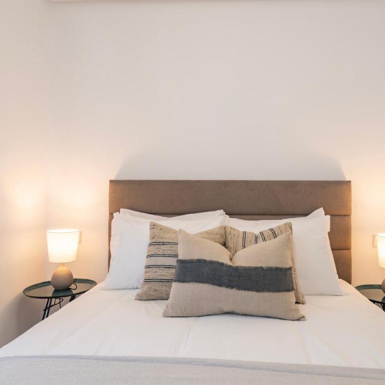 Sunny 2-Bedroom Apartment Pool & Terrace Estepona - Apartamento - 10