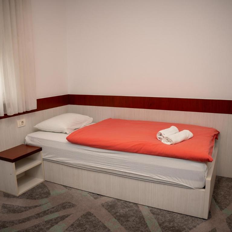 Villa Bojcic - Double or Twin Room - 16