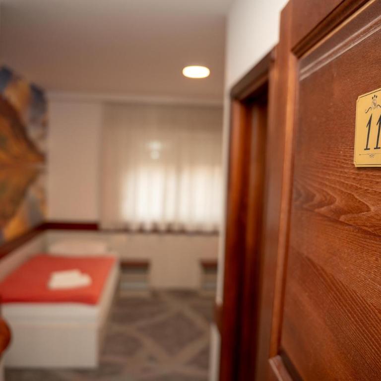 Villa Bojcic - Double or Twin Room - 17
