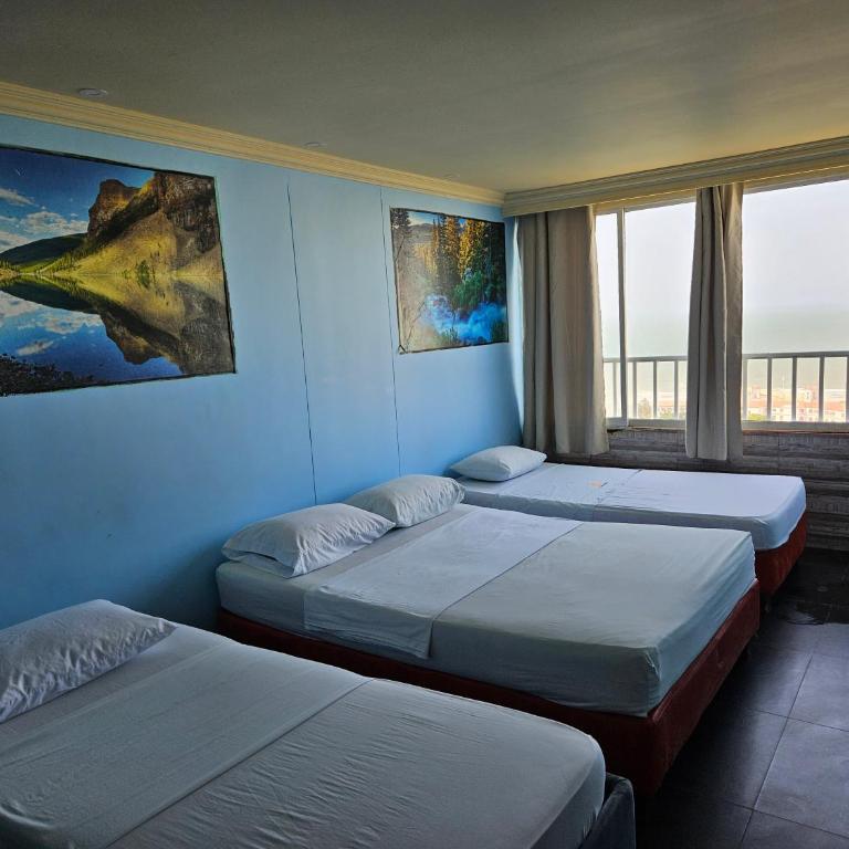 "LOW COST" Conquistador-Laguito - Two-Bedroom Apartment - 4