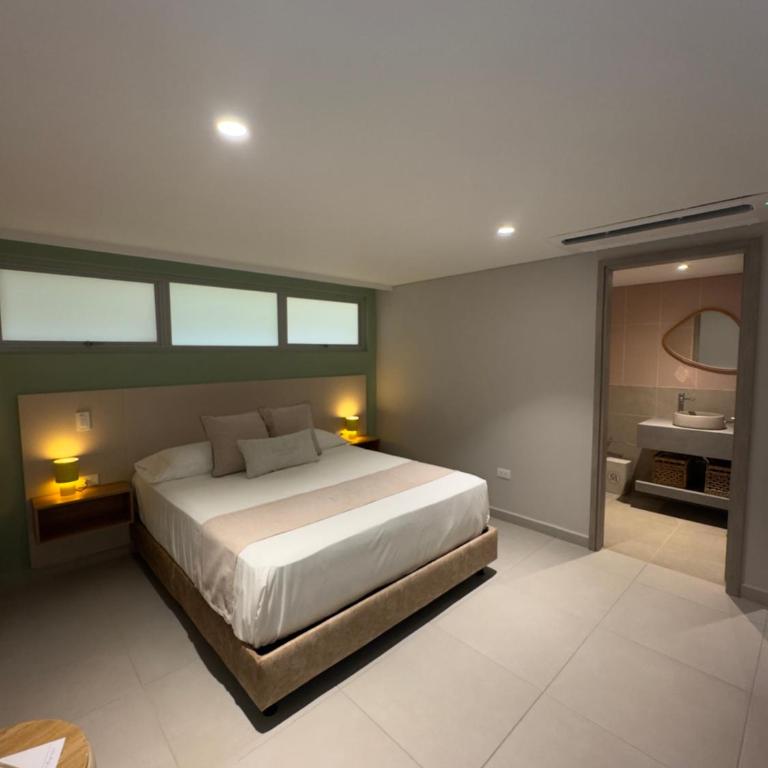 Apartahotel Manantial SAI - Habitación Doble con baño privado - 4