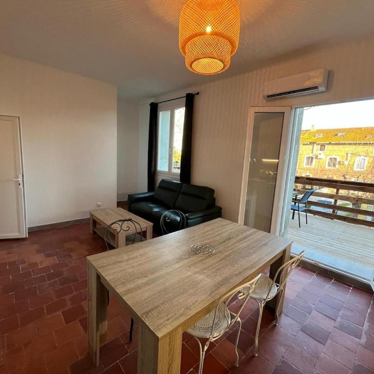 Soleil et détente avec grande terrasse - Appartement 2 Chambres - 17