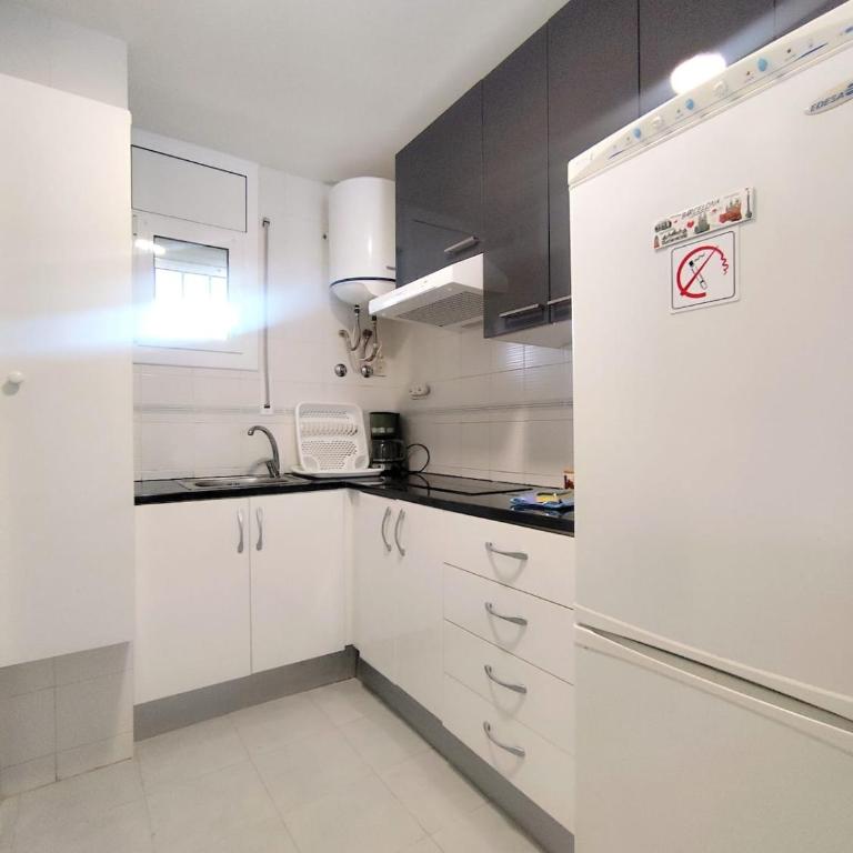 Apartamento Pigem - Two-Bedroom Apartment with Terrace - 10