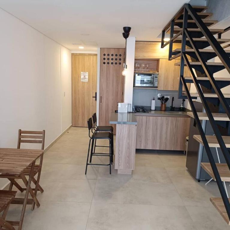 Alojamiento en Medellín, con Jaccuzzi en la terraza LOF By Roots Rentals - Apartamento de 1 dormitorio - 12