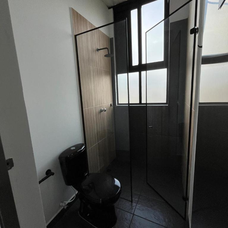 Alojamiento en Medellín, con Jaccuzzi en la terraza LOF By Roots Rentals - Apartamento de 1 dormitorio - 42