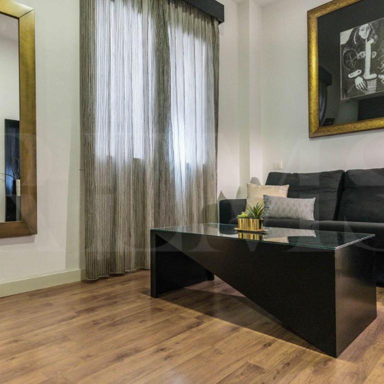 Black & Gold Suite Picasso-Inspired REMS - Apartamento de 1 dormitorio - 16