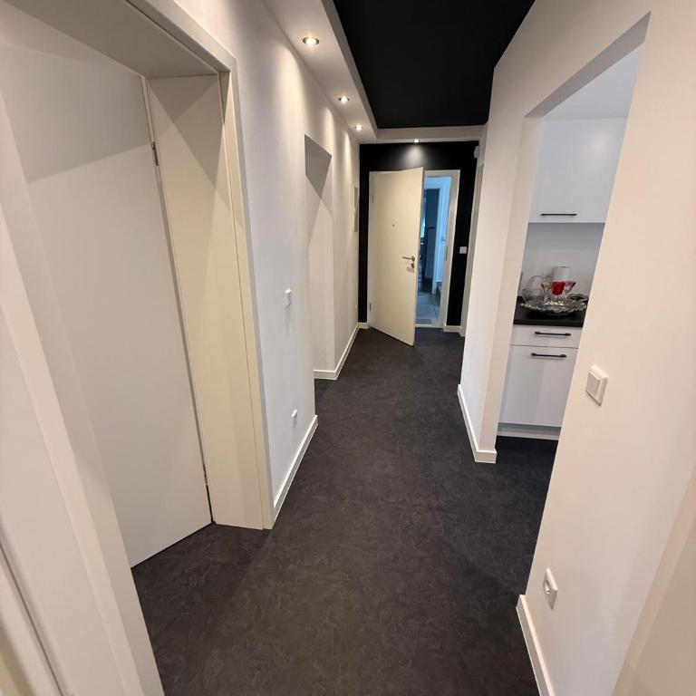 EM Elegance Apartment I 2 Schlafzimmer I Balkon & Parkplatz I Nürnberg - Appartement 2 Chambres - 9