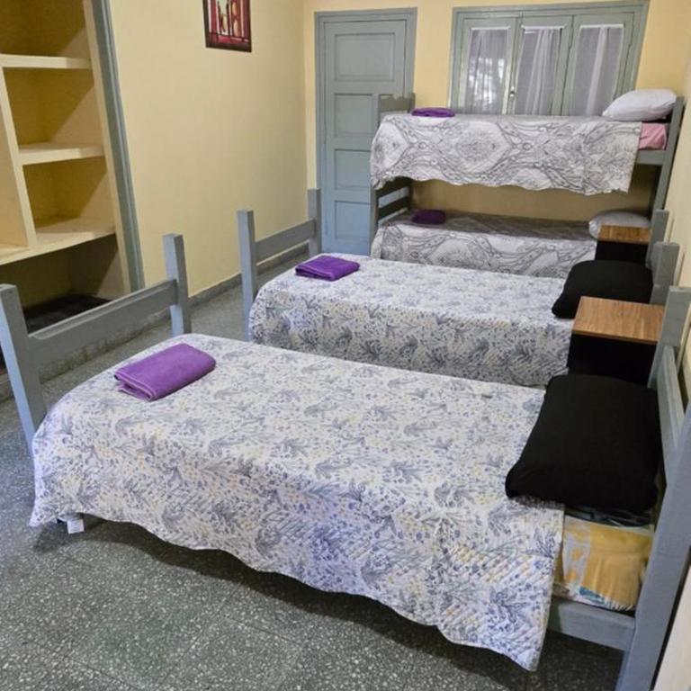 Alojamiento en pleno centro de Corrientes - Quadruple Room with Garden View - 3