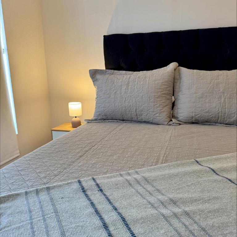 Dpto nuevo y Económico Florida Center - Two-Bedroom Apartment - 14