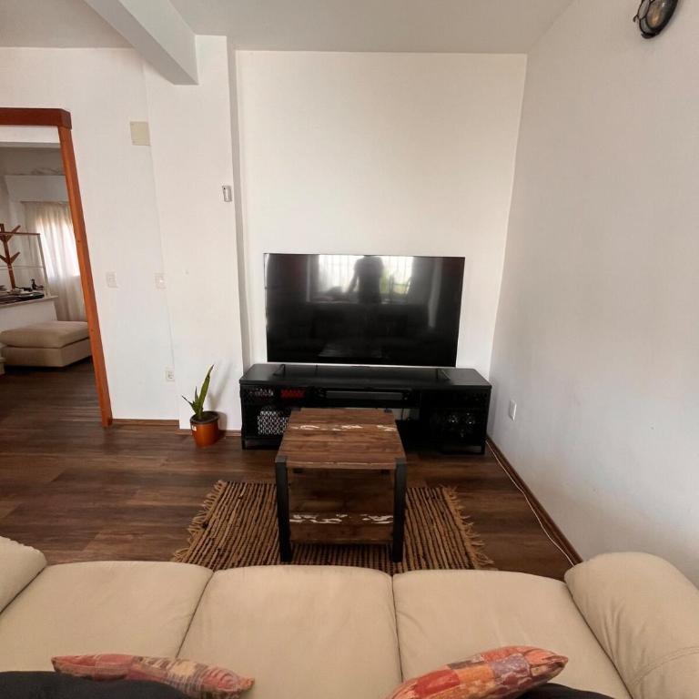 Entire house in Parque Batlle - One-Bedroom House - 16