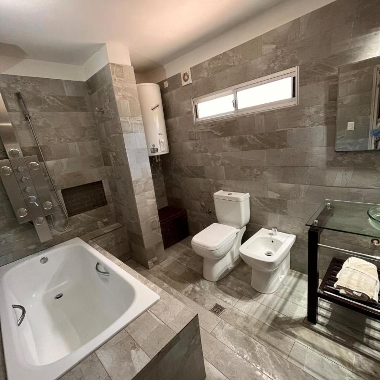 Entire house in Parque Batlle - One-Bedroom House - 25