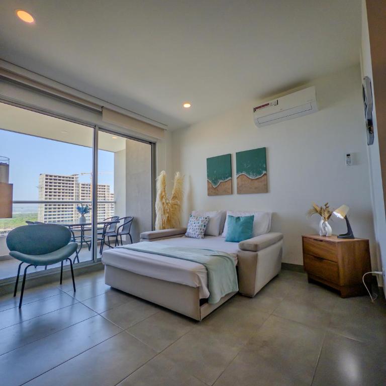 Apto Lujo Vista Mar Piscina AC WIFI Playa a 3 min en Santa Marina - One-Bedroom Apartment with Balcony and Sea View - 3