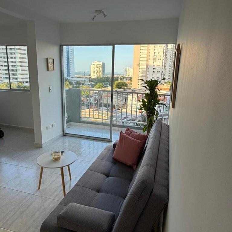 Nuevo, acogedor y central apartamento cerca al mar - Three-Bedroom Apartment - 5