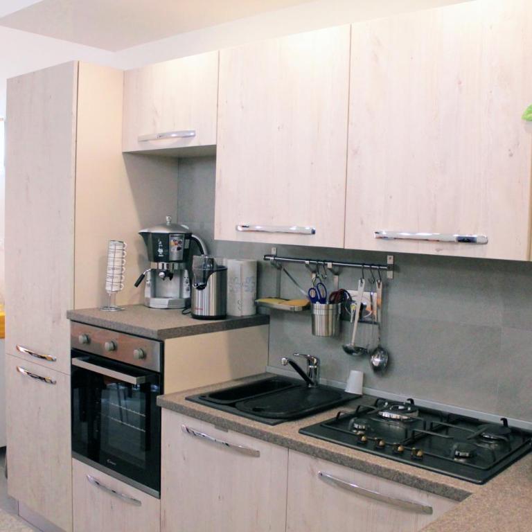 Arcadia Domus - Camera Tripla con Bagno Privato - 12